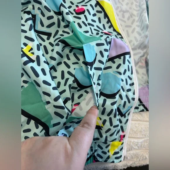 Retro Outfit - Picture 14 of 14